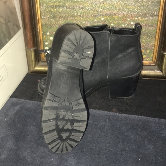MIX No. 6 Weinbaum Platform Bootie Black Zip-up - Picture 10 of 11